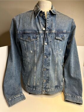Express Denim Jacket in Faded Blue